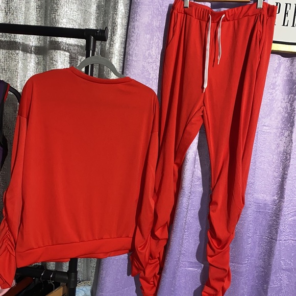 Stylish 2pc Set - Picture 3 of 5